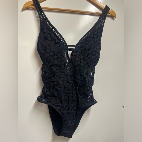 NEW BECCA by Rebecca Virtue Color Play Plunge Neck One Piece Swimsuit black M - Picture 4 of 9